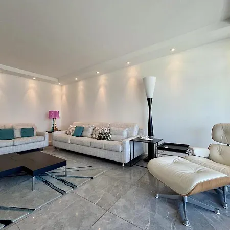 Superbe 2 Pieces - Premiere Ligne Croisette