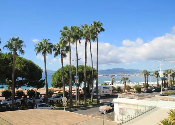 Superbe 2 Pièces - Première Ligne Croisette Cannes